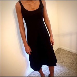 Sleeveless black a-line midi dress ❤️❤️